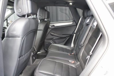 2026 Porsche Macan T