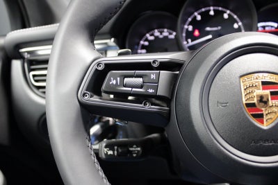 2026 Porsche Macan T