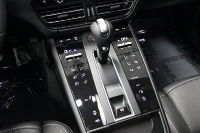 2026 Porsche Macan T