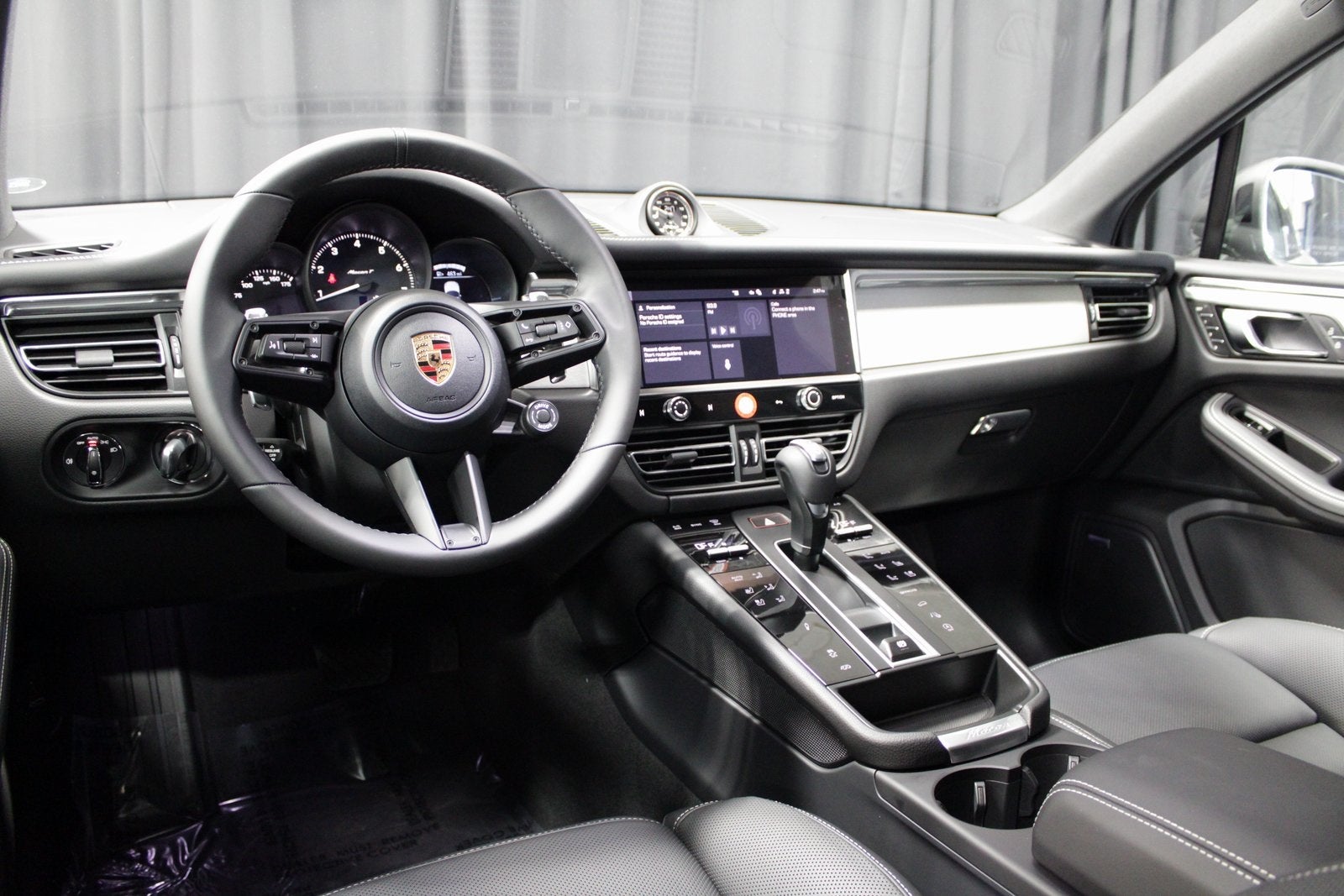 2026 Porsche Macan T