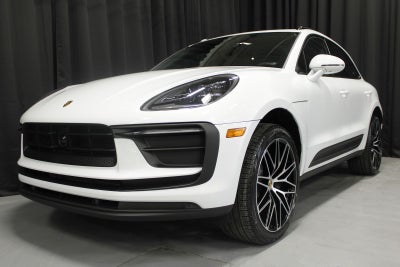 2026 Porsche Macan Base