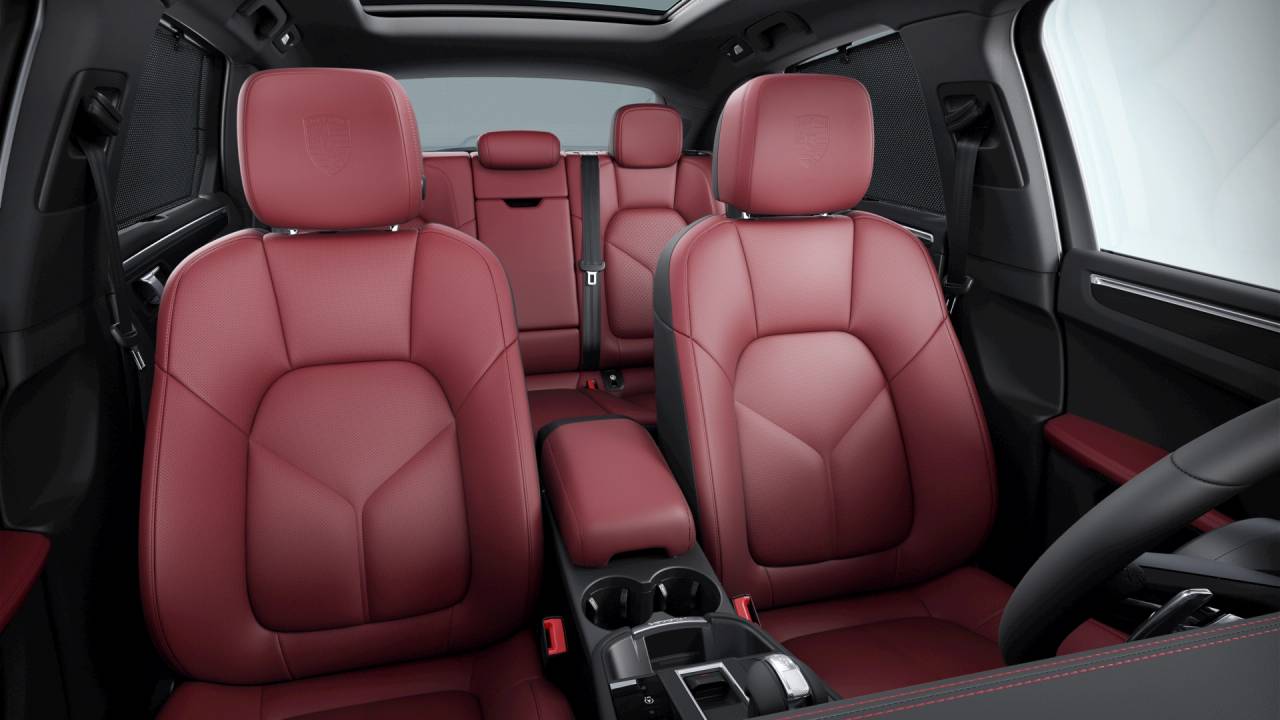 2026 Porsche Macan Base