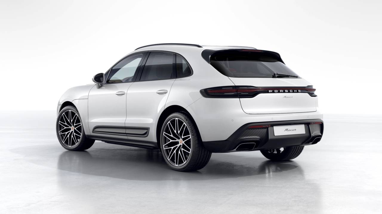 2026 Porsche Macan Base