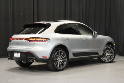 2026 Porsche Macan Macan