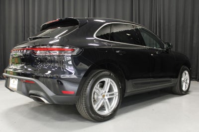 2026 Porsche Macan Base