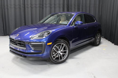 2025 Porsche Macan Base