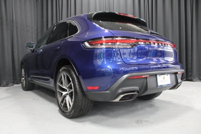 2025 Porsche Macan Base