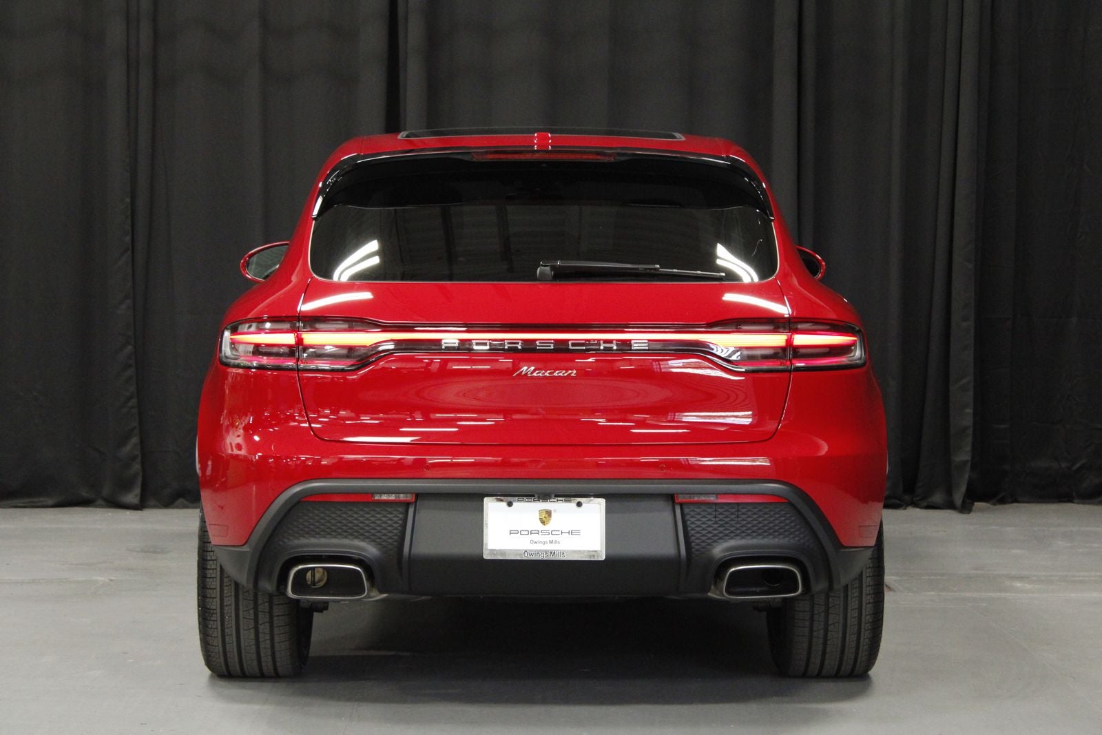 2026 Porsche Macan Base