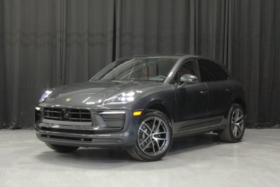 2026 Porsche Macan Base