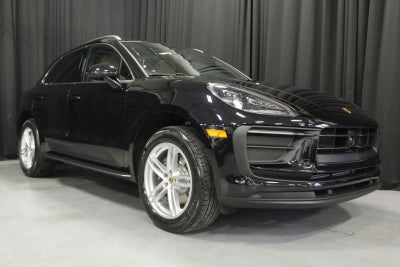 2026 Porsche Macan Base