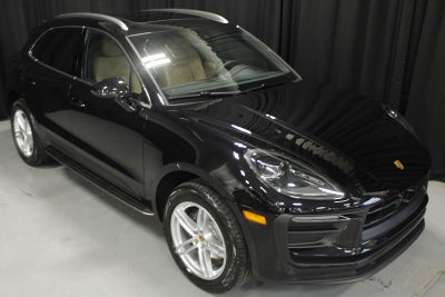 2026 Porsche Macan Base