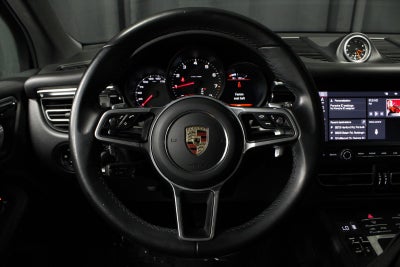 2021 Porsche Macan Macan