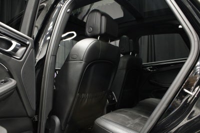 2021 Porsche Macan Macan