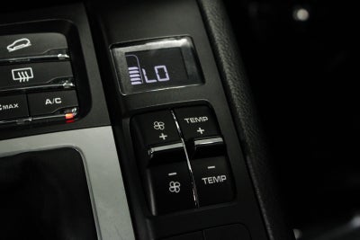 2021 Porsche Macan Macan