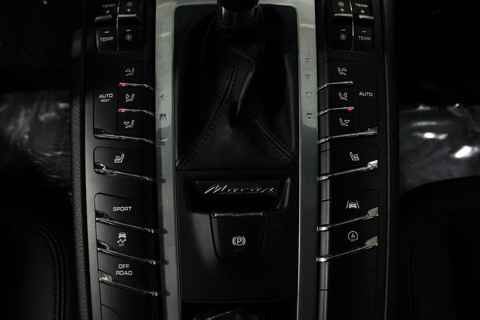 2021 Porsche Macan Macan