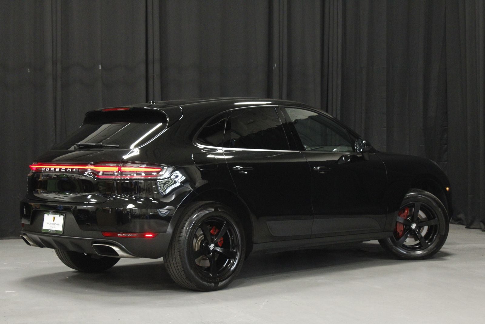 2021 Porsche Macan Macan