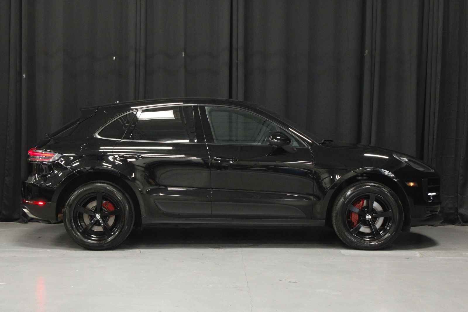 2021 Porsche Macan Macan