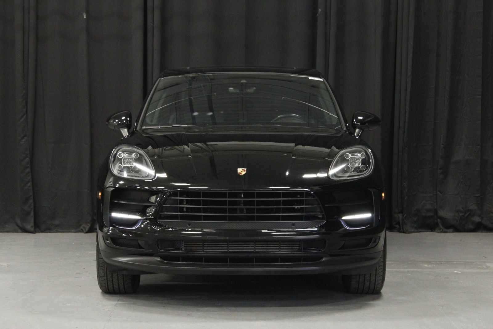 2021 Porsche Macan Macan