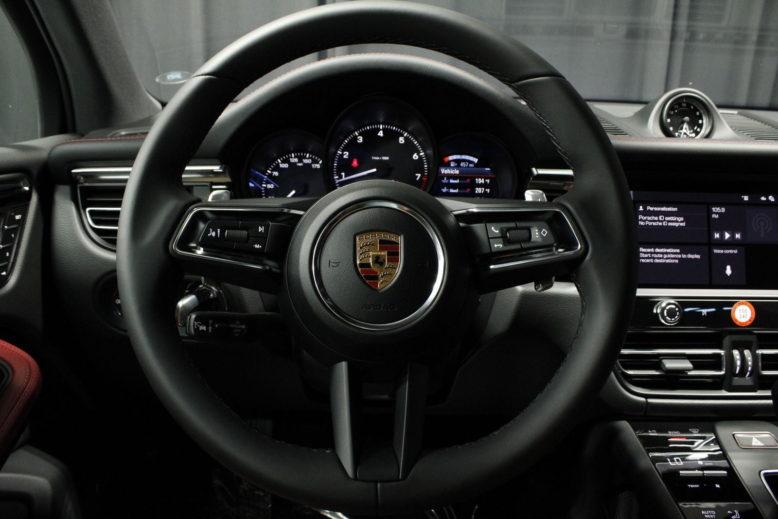 2026 Porsche Macan Base