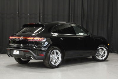 2026 Porsche Macan Macan
