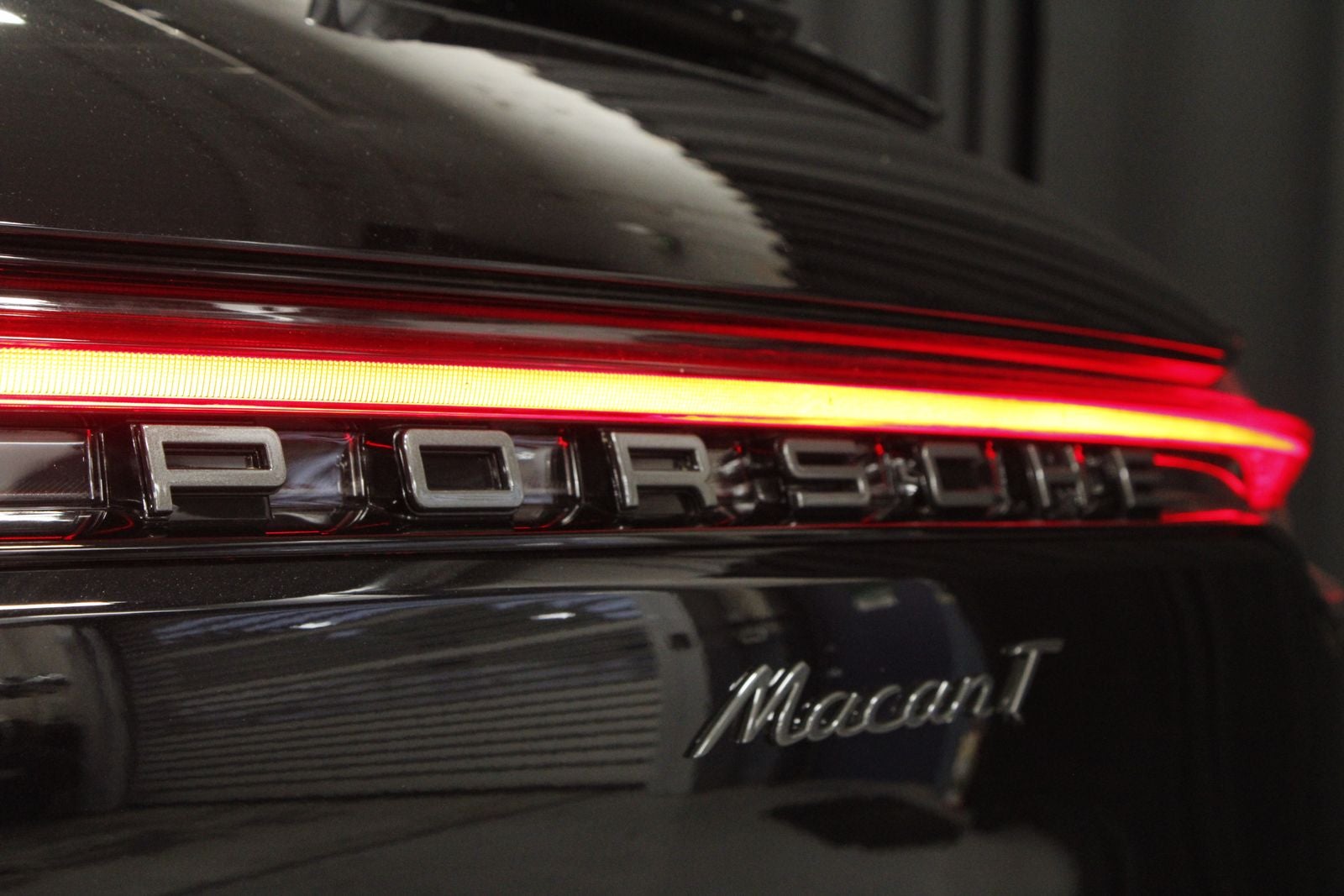 2026 Porsche Macan T