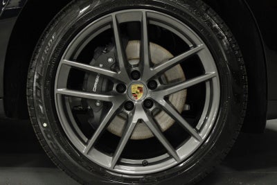 2026 Porsche Macan T