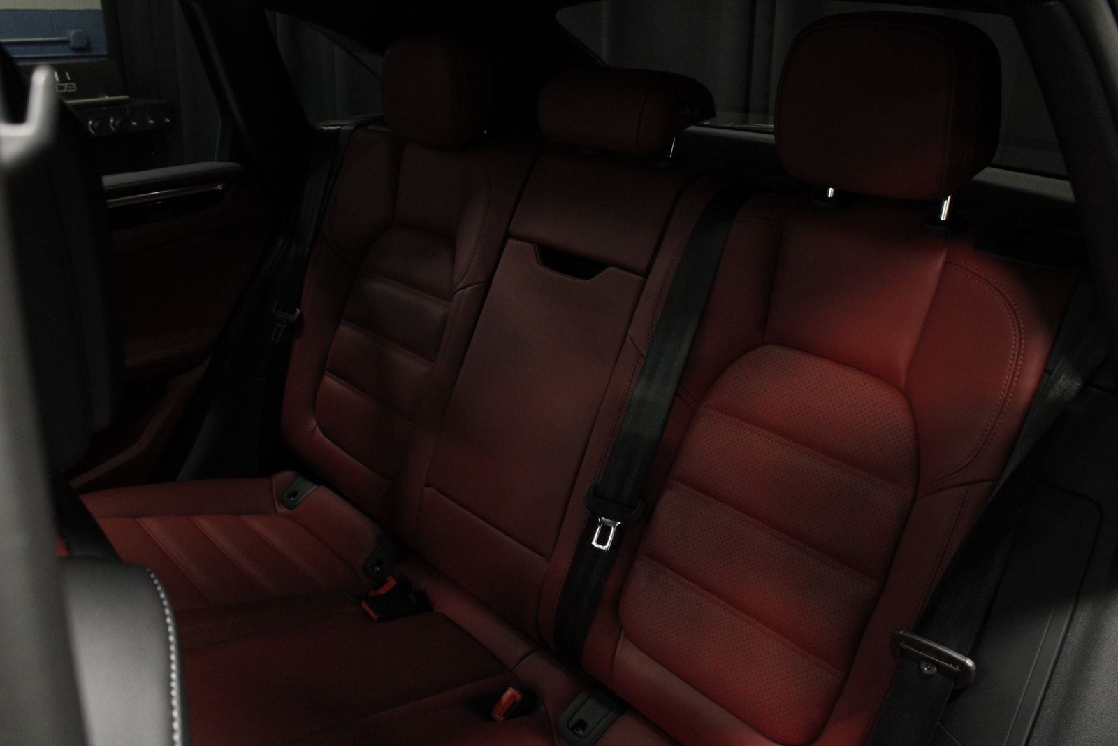 2026 Porsche Macan T
