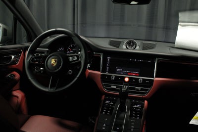2026 Porsche Macan T