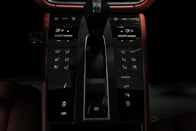 2026 Porsche Macan T