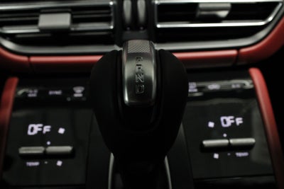 2026 Porsche Macan T