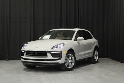 2026 Porsche Macan Base