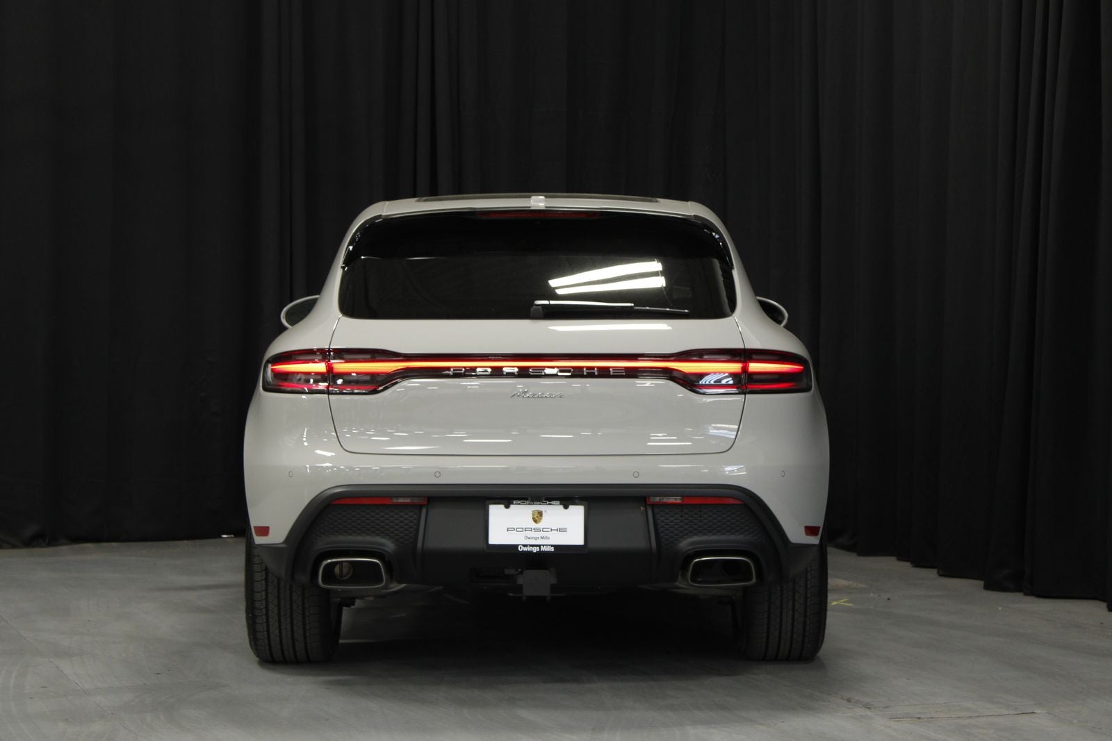 2026 Porsche Macan Base
