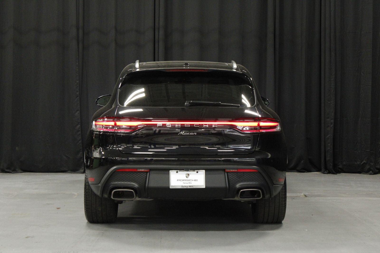 2026 Porsche Macan Base