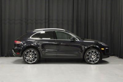 2026 Porsche Macan Base
