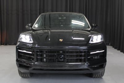2025 Porsche Cayenne Base
