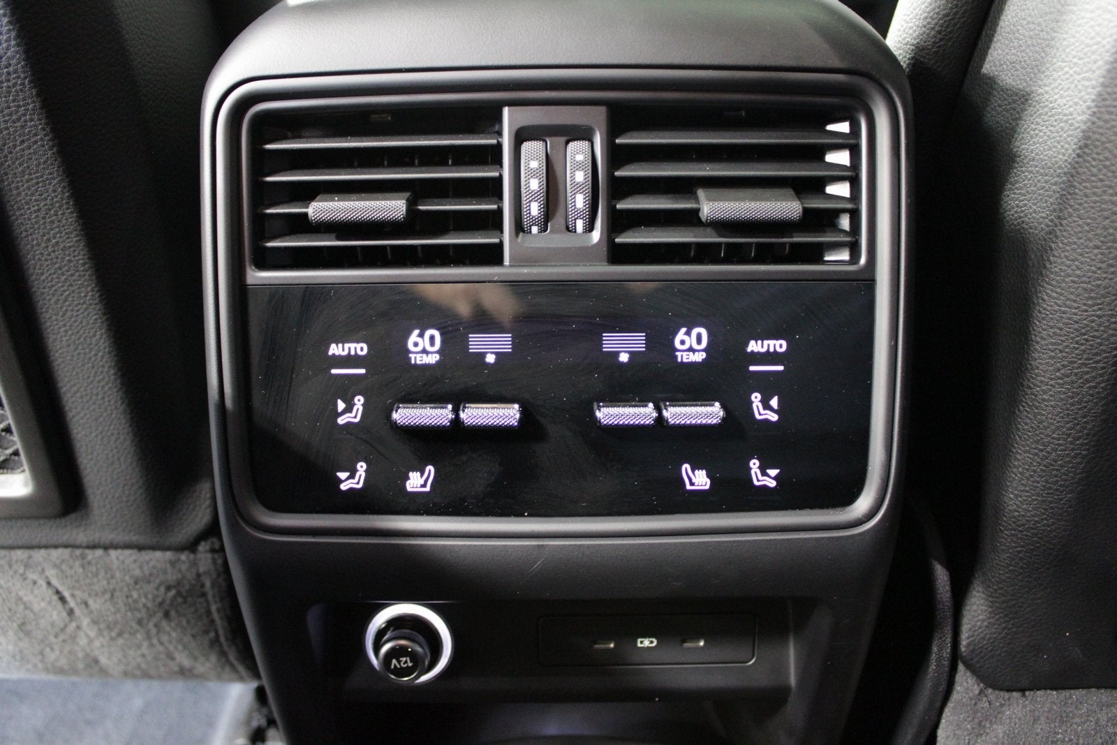 2025 Porsche Cayenne Base