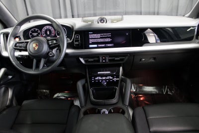 2025 Porsche Cayenne Base
