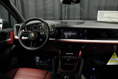 2026 Porsche Cayenne Base
