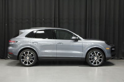 2026 Porsche Cayenne Base