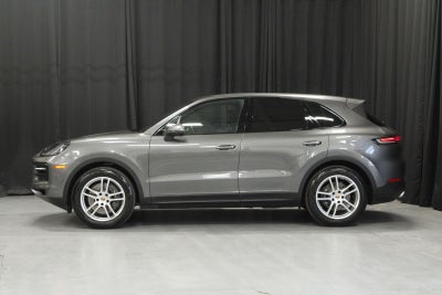 2025 Porsche Cayenne Base