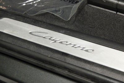 2025 Porsche Cayenne Base