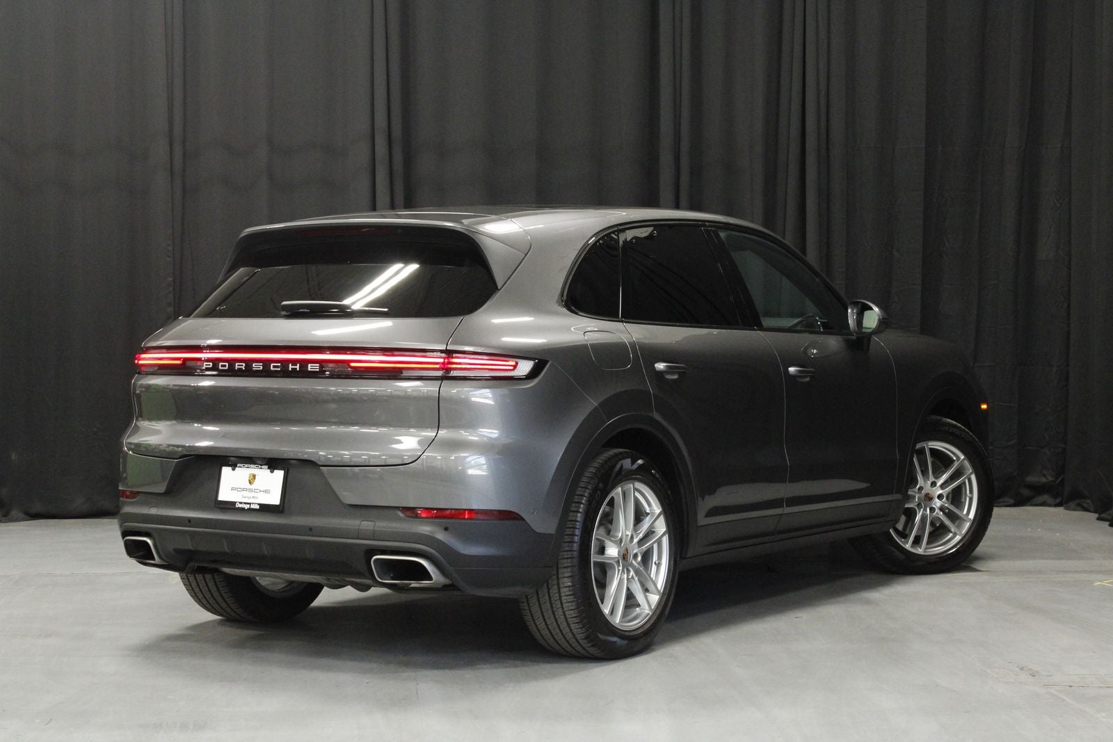2025 Porsche Cayenne Base