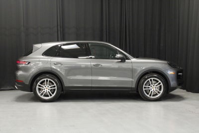 2025 Porsche Cayenne Base