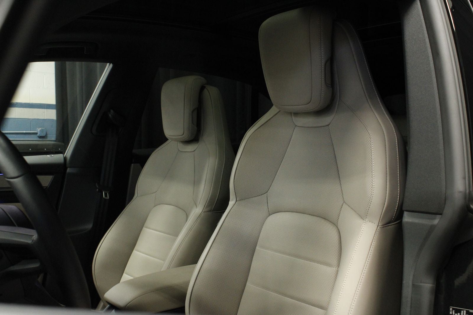 2025 Porsche Macan 4 Electric