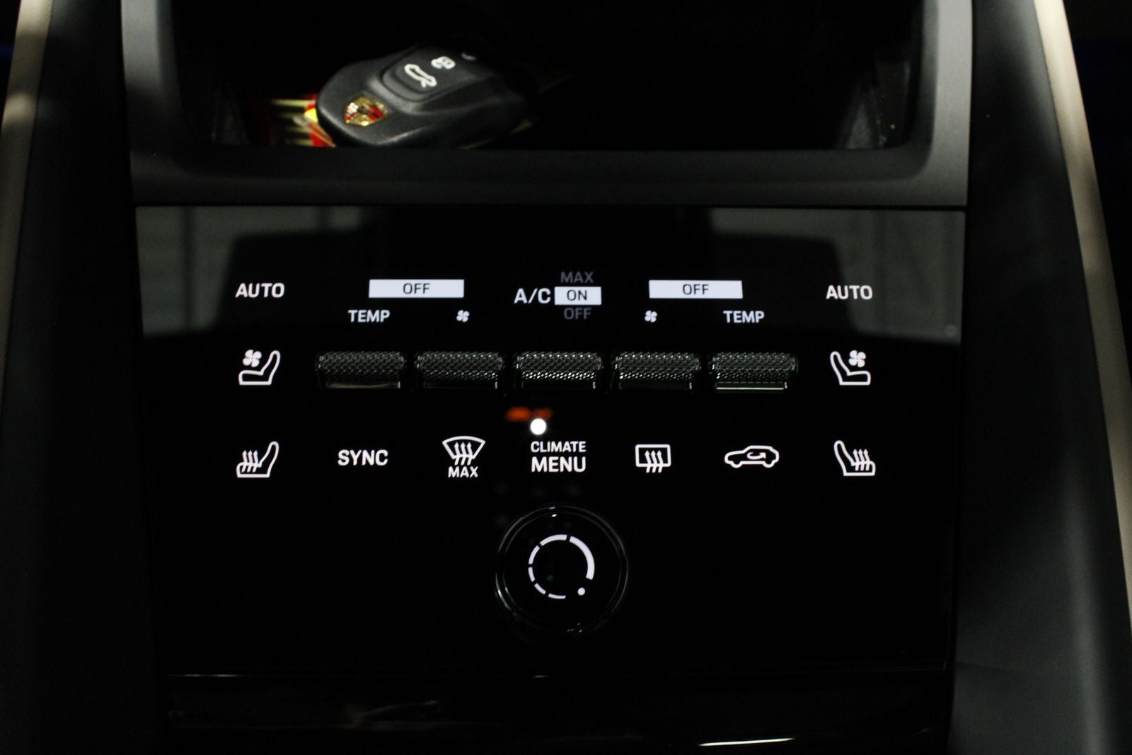 2025 Porsche Macan 4 Electric
