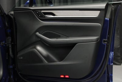 2024 Porsche Macan Macan 4 Electric