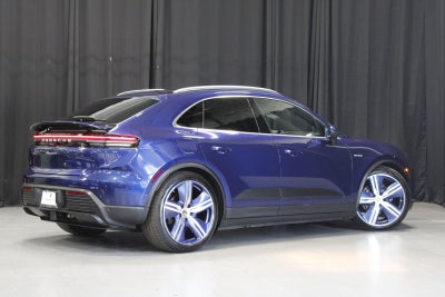 2024 Porsche Macan Macan 4 Electric