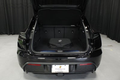 2026 Porsche Macan 4 Electric