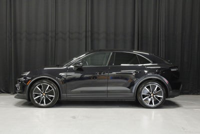 2026 Porsche Macan 4 Electric