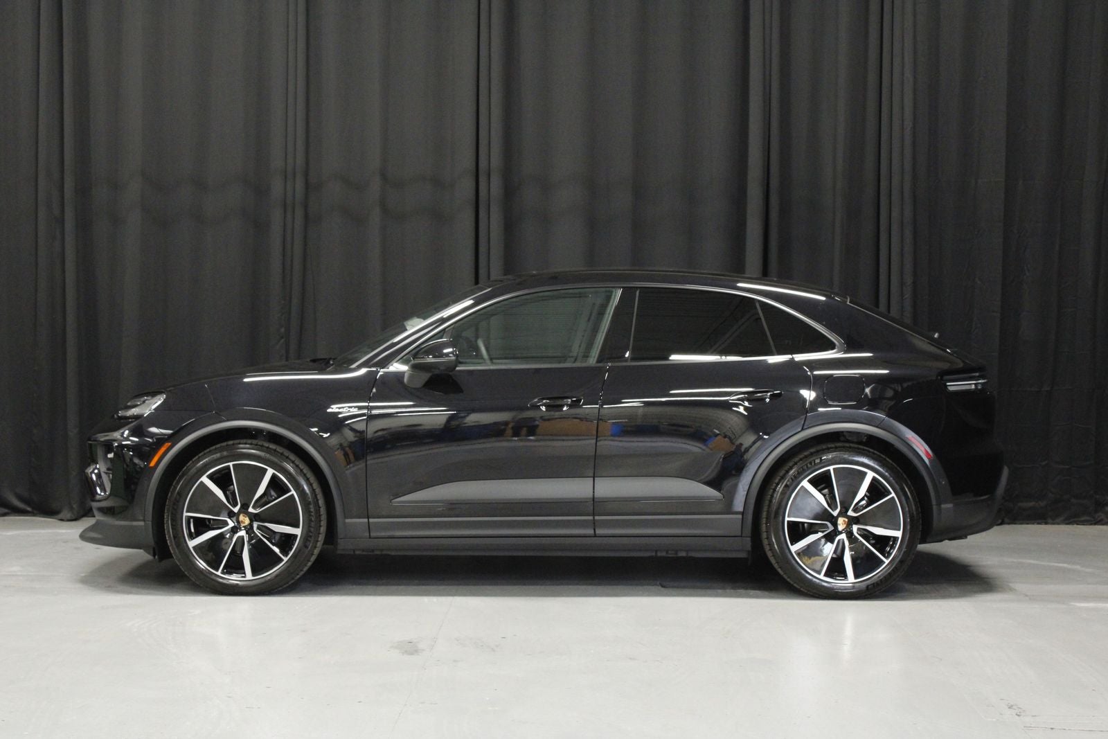 2026 Porsche Macan 4 Electric